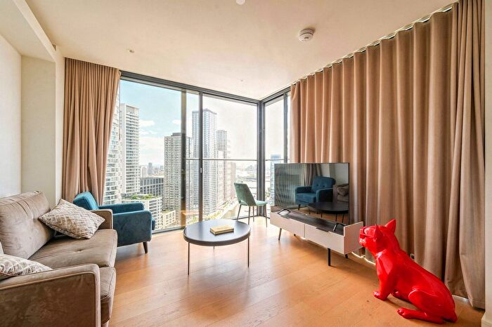 2 Bedroom Flat For Sale In Hampton Tower, Canary Wharf, London, E14