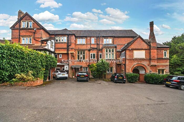 2 Bedroom Flat To Rent In Lubbock Road, Chislehurst, BR7
