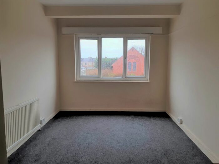1 Bedroom Flat To Rent In Eastern Avenue, Ilford IG2