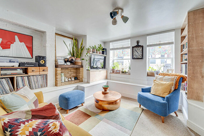 1 Bedroom Apartment For Sale In Forburg Road, Stoke Newington, London, N16