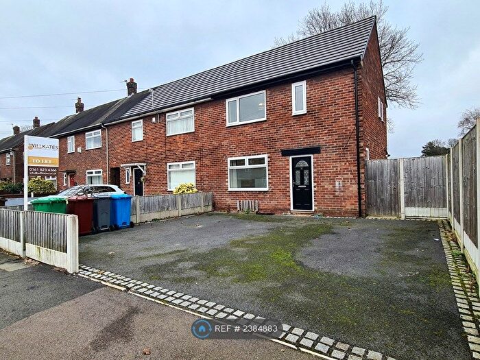 3 Bedroom Semi-Detached House To Rent In Greenham Road, Manchester, M23
