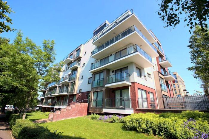 1 Bedroom Flat To Rent In Green Lane, Edgware, HA8