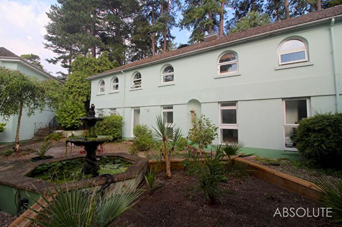 2 Bedroom Semi-Detached House To Rent In Avenue Road, Torquay, TQ2