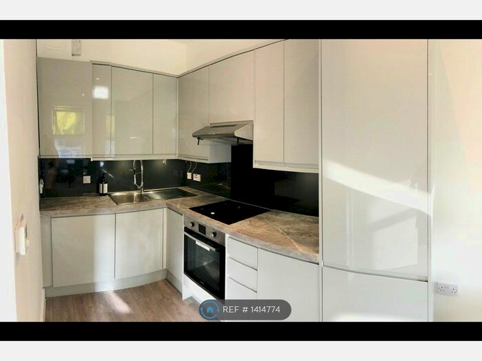 1 Bedroom Flat To Rent In Dalling Road, London, W6