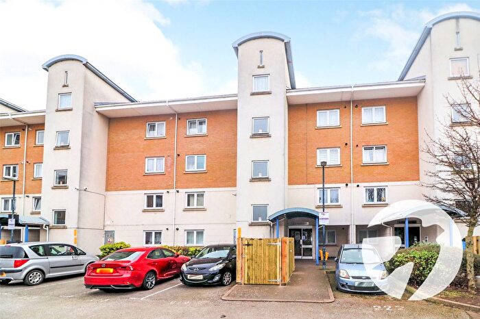 2 Bedroom Flat For Sale In Francis Court, Macarthur Close, Erith, DA8