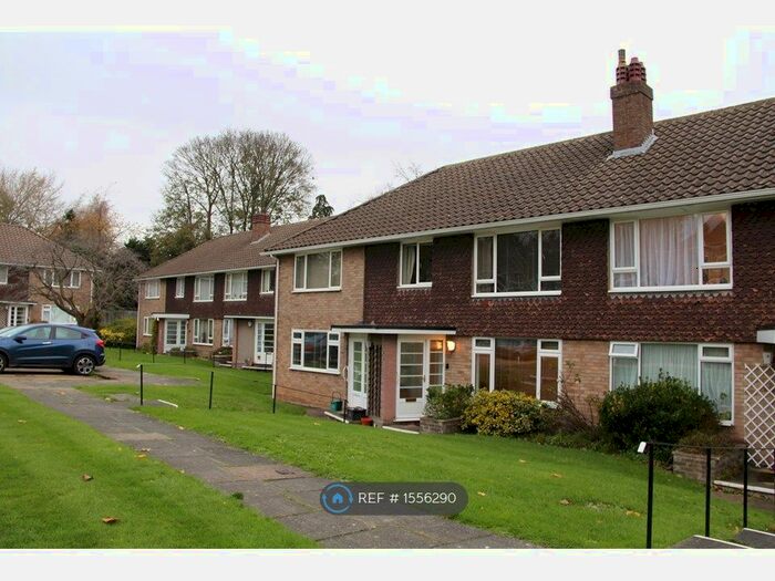 2 Bedroom Maisonette To Rent In Charmouth Court, St. Albans, AL1