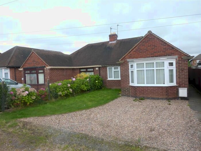 2 Bedroom Bungalow To Rent In Carington Street, Loughborough LE11