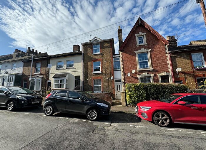 Studio To Rent In Kingsley Road, Maidstone, ME15
