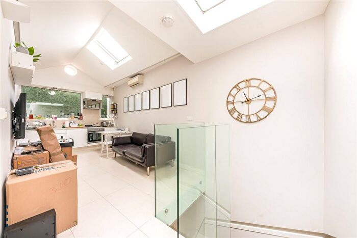 1 Bedroom Flat To Rent In Rowan Road, London, W6