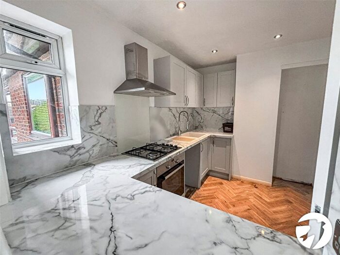 2 Bedroom Flat To Rent In Broomfield Road, Bexleyheath, DA6