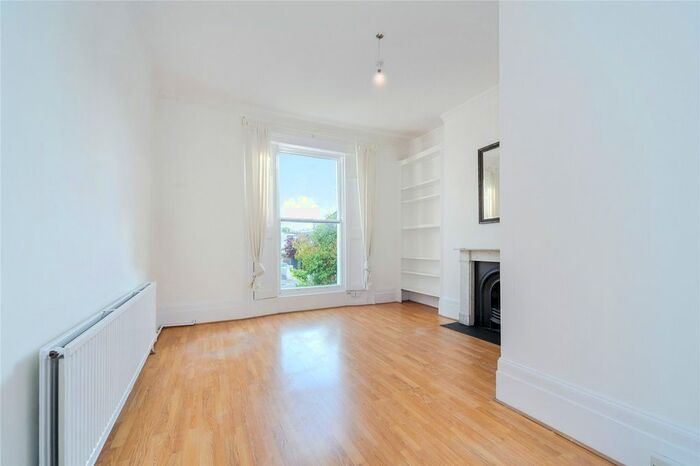 1 Bedroom Flat To Rent In Cantelowes Road, Camden, NW1