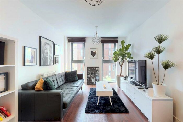 1 Bedroom Apartment To Rent In Thomas Tower, Dalston Square, London, E8