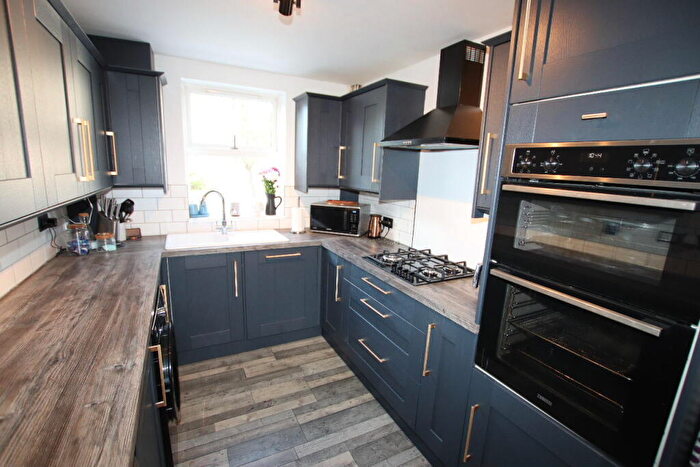 4 Bedroom Semi-Detached House For Sale In Harpers Way, Clacton On Sea, CO16