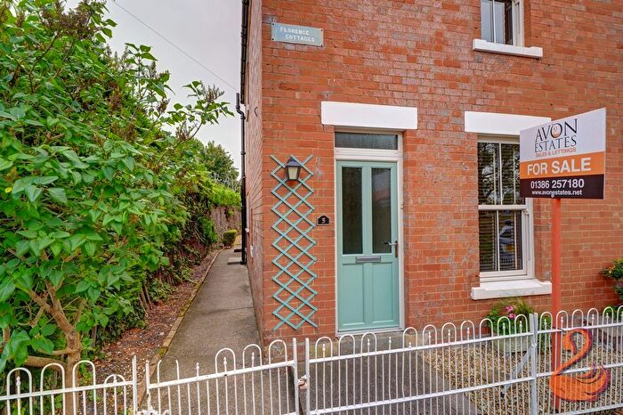 3 Bedroom End Of Terrace House For Sale In Florence Cottages, Lower Moor, WR10