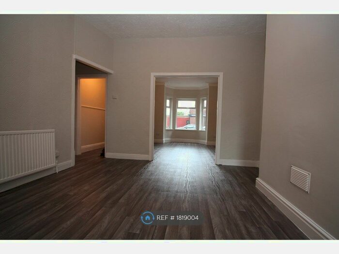 4 Bedroom Terraced House To Rent In Alexandra Road, Manchester, M30