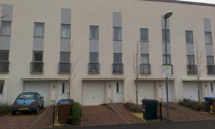 4 Bedroom House To Rent In Aviation Avenue, Hatfield, AL10