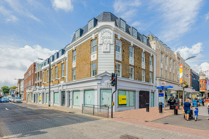 1 Bedroom Flat For Sale In Alexandra Street, Southend-on-Sea, SS1