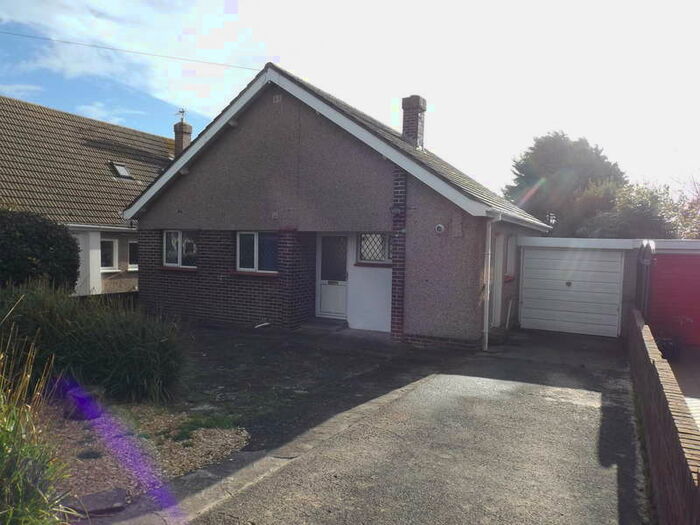2 Bedroom Detached Bungalow To Rent In 42 Penylan Avenue, Porthcawl, Bridgend County Borough, CF36