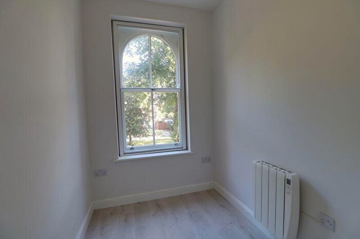 1 Bedroom Apartment To Rent In Westbourne Avenue, Hull, HU5