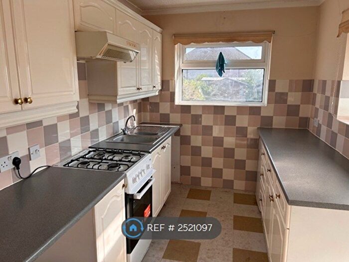 3 Bedroom Semi-Detached House To Rent In Westover Road, Broadstairs, CT10
