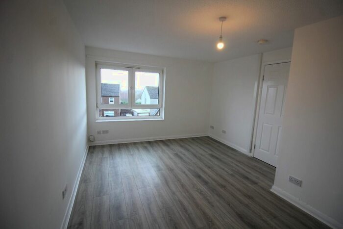 1 Bedroom Flat To Rent In Durisdeer Drive, Hamilton, ML3