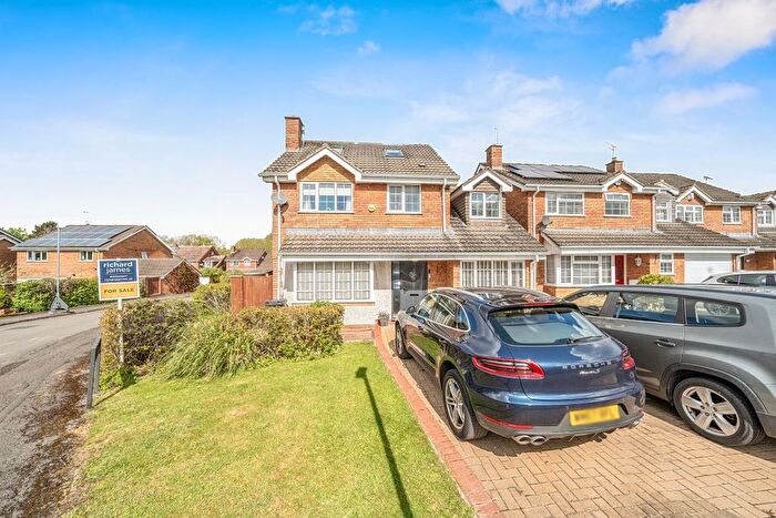 4 Bedroom Detached House For Sale In Grosmont Drive, Toothill, Swindon, SN5