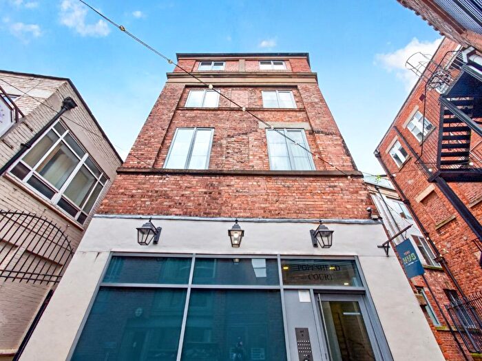 2 Bedroom Flat For Sale In Peter Lane, York, YO1