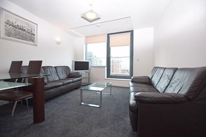 2 Bedroom Apartment To Rent In The Chimes, Vicar Lane, Sheffield, S1
