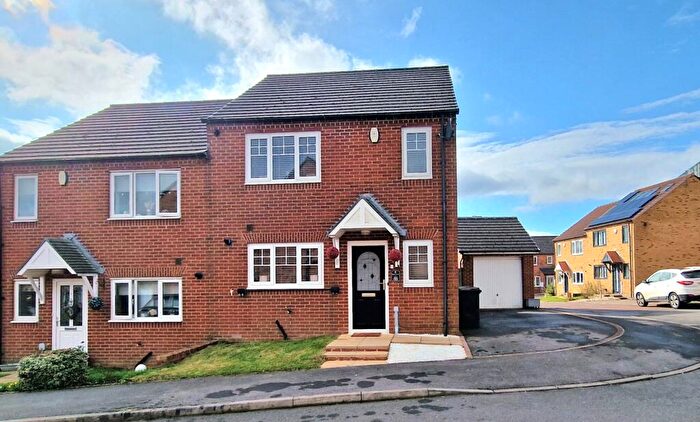 3 Bedroom Semi Detached House For Sale In Gayle Court, Delves Lane, Consett, DH8