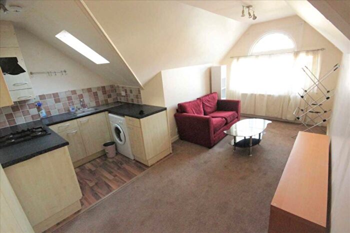 1 Bedroom Apartment To Rent In Beaconsfield Villas, Brighton, BN1