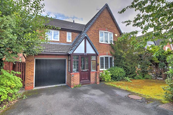 4 Bedroom Detached House For Sale In Ashwood Avenue, Blackburn, BB2