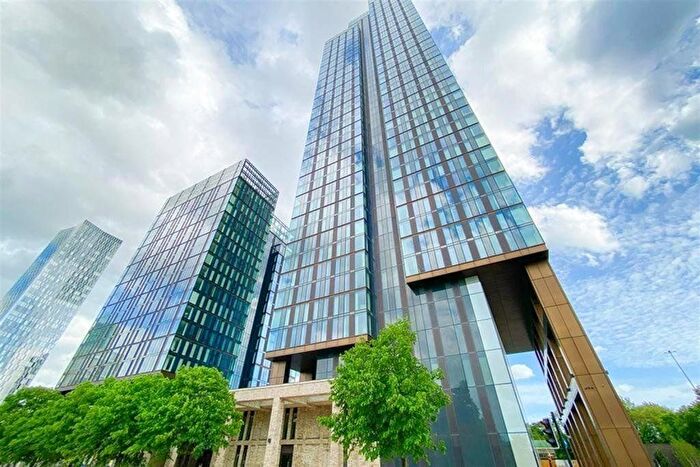 2 Bedroom Flat To Rent In Elizabeth Tower, Silvercroft Street, Manchester, M15