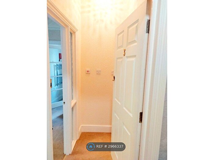 1 Bedroom Flat To Rent In Tunbridge Wells, Tunbridge Wells, TN1