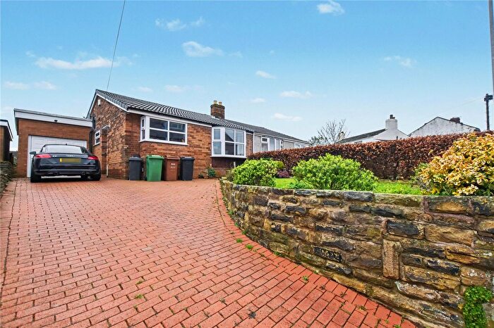 3 Bedroom Bungalow For Sale In Baghill Road, Tingley, Wakefield, West Yorkshire, WF3