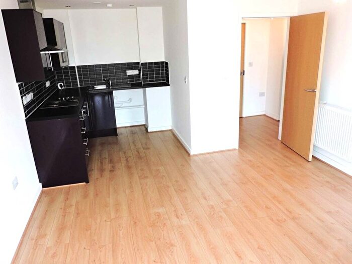 1 Bedroom Flat To Rent In Heelis Street, Heelis Street, S70