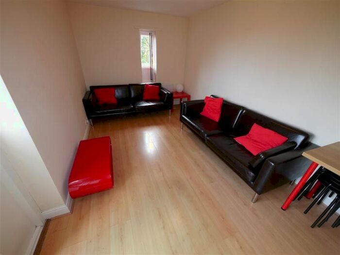 5 Bedroom Flat To Rent In Victoria Street, Leeds, LS3