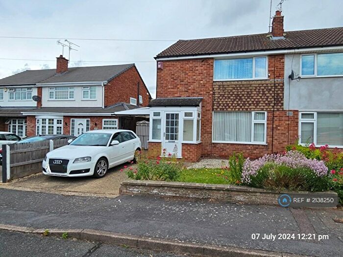 3 Bedroom Semi-Detached House To Rent In Grass Acres, Leicester, LE3