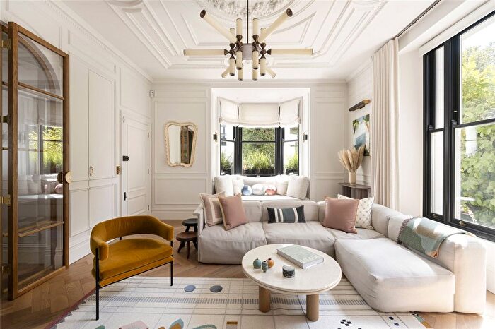 2 Bedroom Flat For Sale In Westbourne Gardens, London, W2