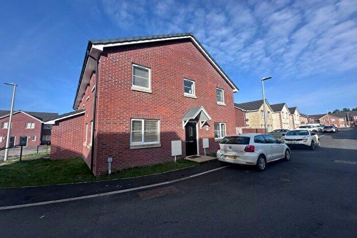 2 Bedroom Property To Rent In Smiths Drive, Swansea, SA1