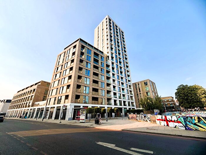 1 Bedroom Flat To Rent In Stockwell Road, Brixton, London, SW9