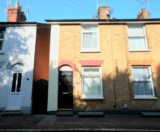 3 Bedroom Terraced House To Rent In Park Road, Faversham, ME13