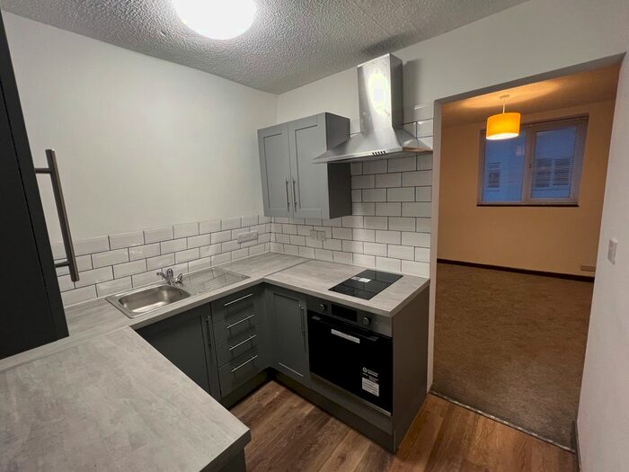 1 Bedroom Flat To Rent In Oxford Street, Weston-Super-Mare, BS23