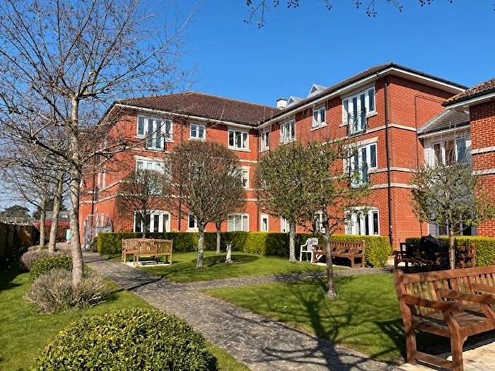 1 Bedroom Flat For Sale In Mead Drive, Kesgrave, IP5