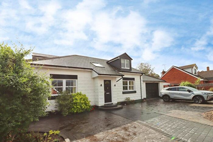 3 Bedroom Detached House For Sale In Meadowside Road, Bromborough, CH62
