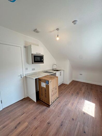 1 Bedroom Studio To Rent In Beulah Road, Thornton Heath, CR7