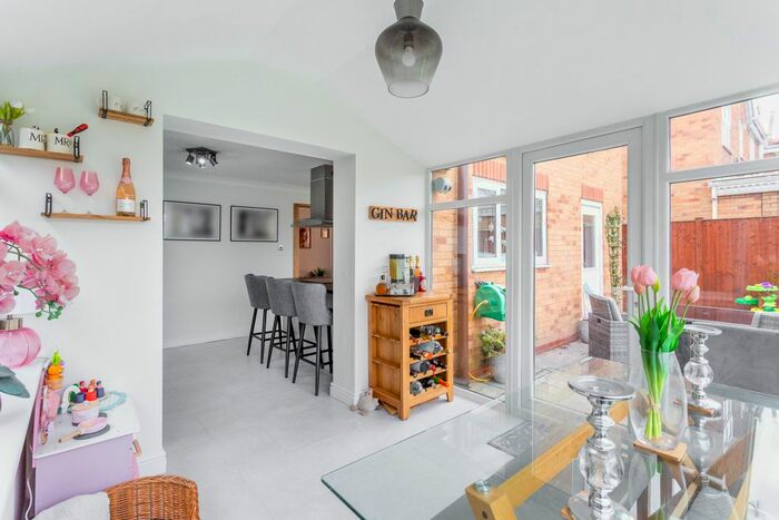 4 Bedroom Detached House For Sale In Moor Close, Wheldrake, York, YO19