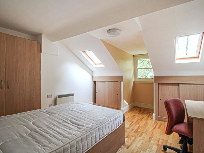 2 Bedroom Apartment To Rent In Apt, Hyde Terrace #, LS2