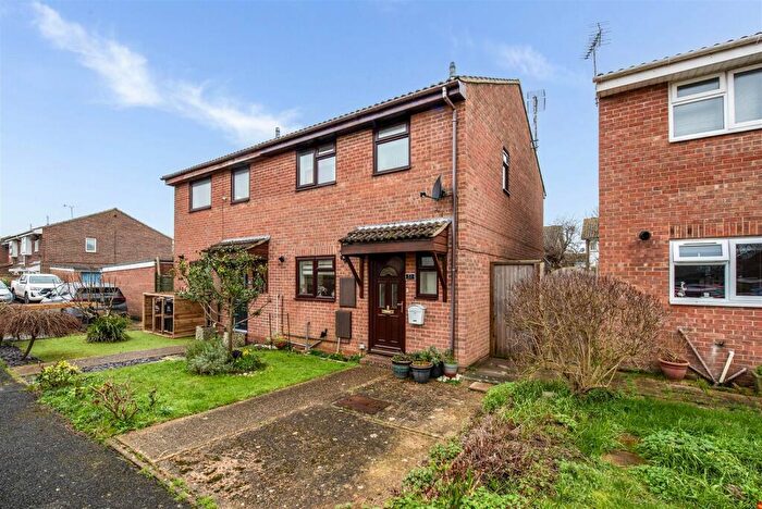 3 Bedroom Semi Detached House For Sale In Johnson Way, Ford, BN18