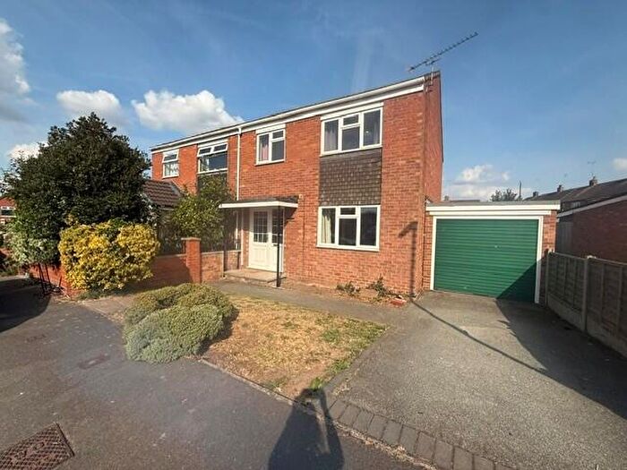 3 Bedroom Semi-Detached House To Rent In Orchard Close, Walton On Trent, DE12