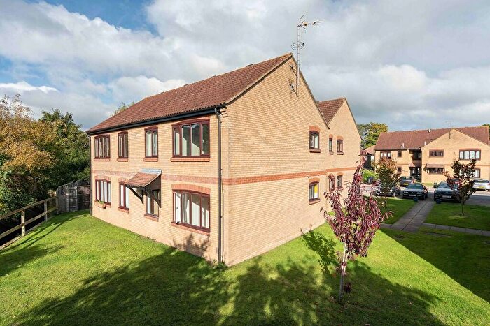 1 Bedroom Apartment To Rent In Willowmead, Dorking, RH4